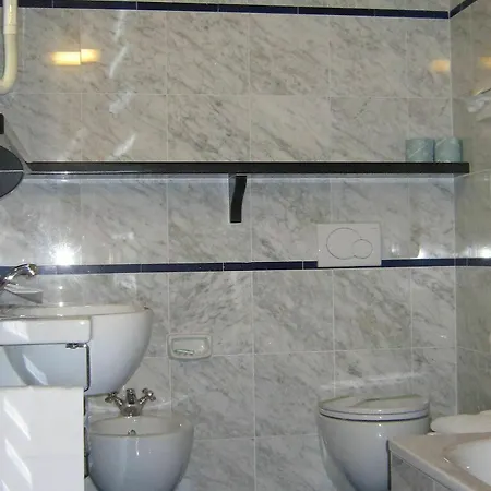Hotel City פירנצה